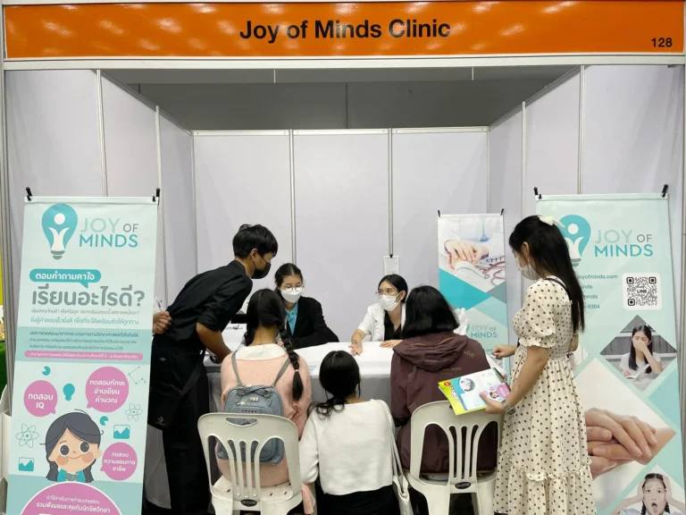 เก็บตกบรรยากาศอบอุ่น! Joy of Minds ชวนน้องๆ คลายความกังวลใจในงาน #DekDFair & #TCASFair